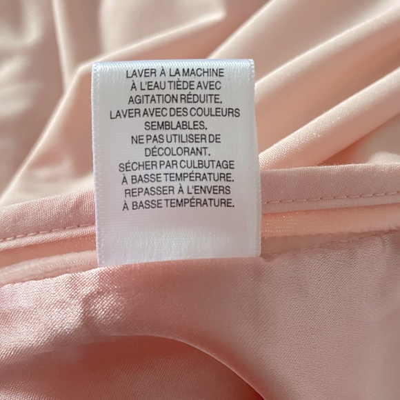 💖LA LINGERIE💖-Beautiful Rose pink robe In medium . Full length. Like new ! - Picture 14 of 16